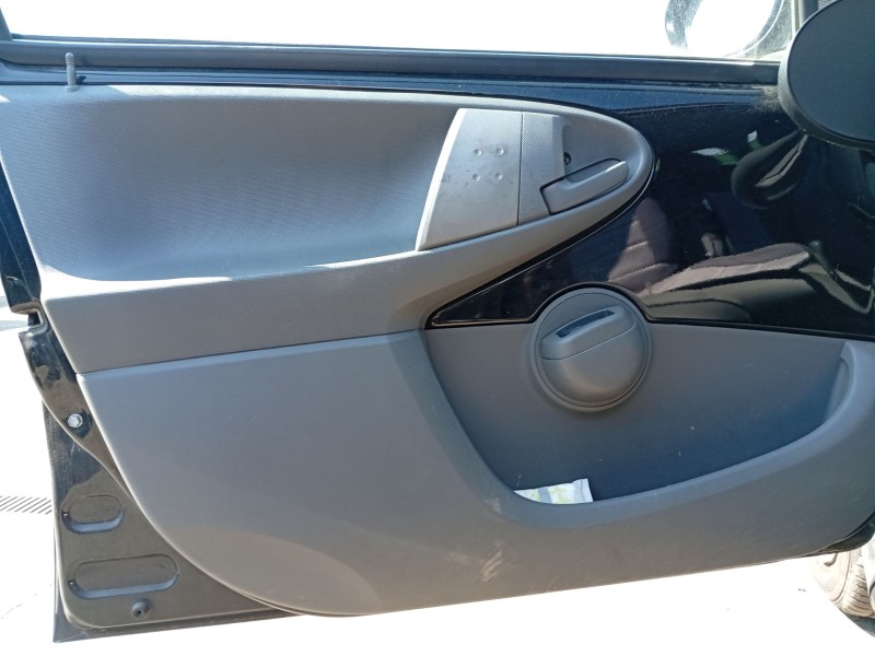 Recambio de elevalunas delantero izquierdo para citroën c1 (pm_, pn_) 1.0 referencia OEM IAM 9221V7  