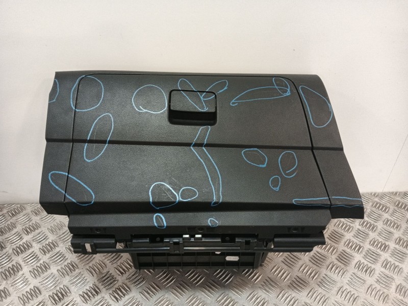 Recambio de guantera para nissan micra v (k14) 1.0 ig-t 100 referencia OEM IAM 685105FA0A  