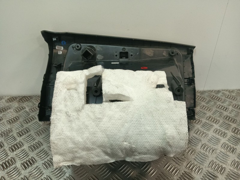 Recambio de guantera para nissan micra v (k14) 1.0 referencia OEM IAM 685105FA0A  