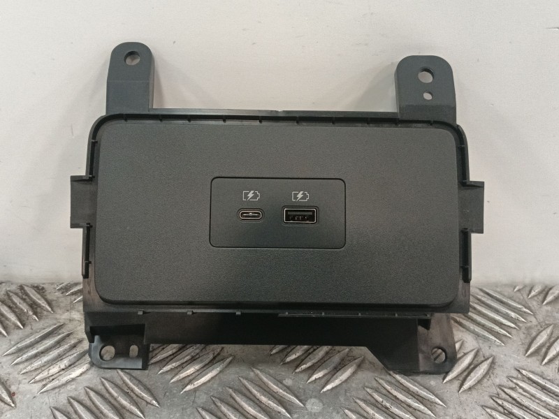Recambio de moldura para nissan x-trail ii (t31) 2.0 4x4 referencia OEM IAM 969306RB1A  