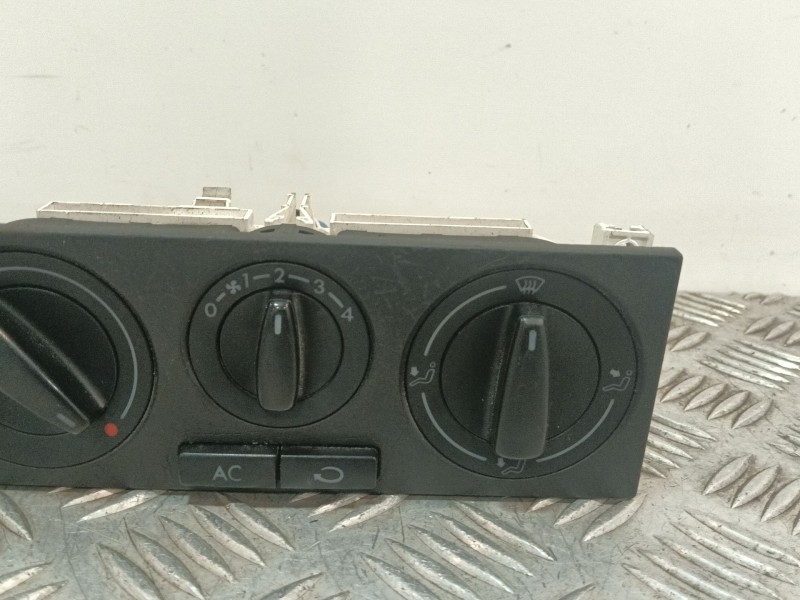 Recambio de mando calefaccion / aire acondicionado para volkswagen golf iv (1j1) 1.9 tdi referencia OEM IAM   