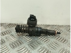 Recambio de inyector para audi a3 sportback (8pa) 2.0 tdi referencia OEM IAM 0414720215 038130073AG 