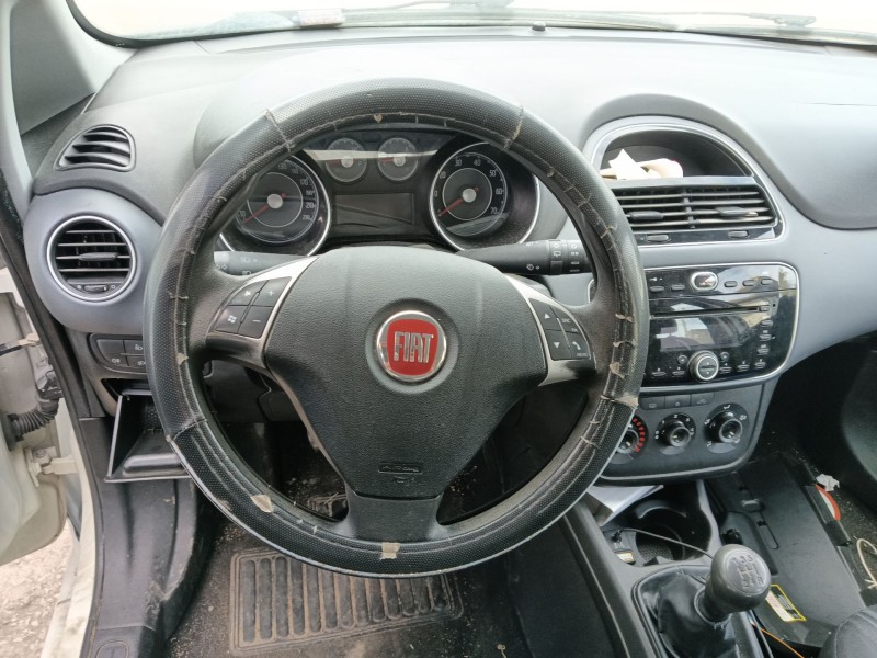 fiat grande punto (199_) del año 2011