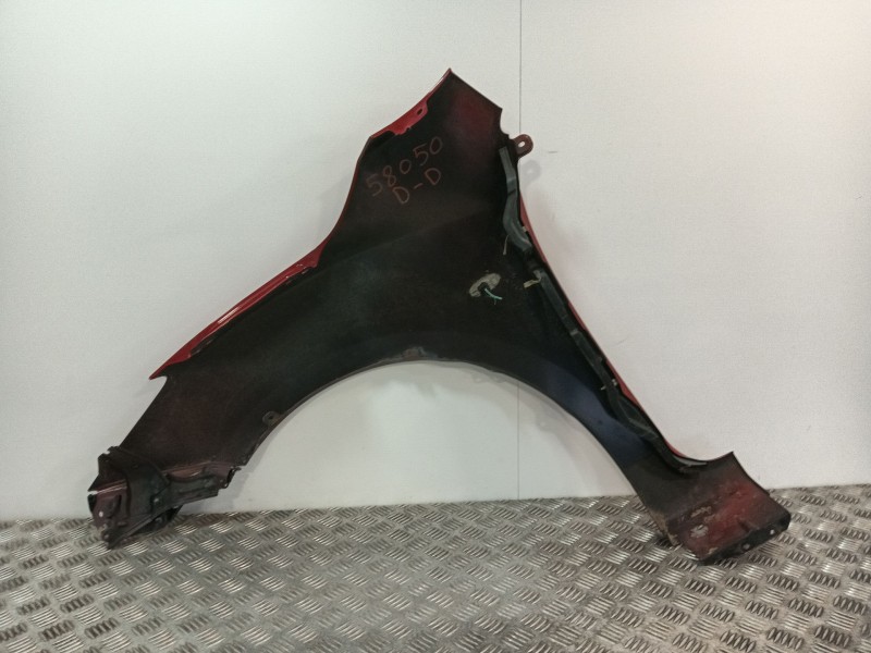 Recambio de aleta delantera derecha para mazda 3 lim. (bl) referencia OEM IAM   