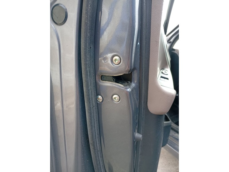 Recambio de cerradura puerta delantera izquierda para hyundai i20 referencia OEM IAM 81310C8020  