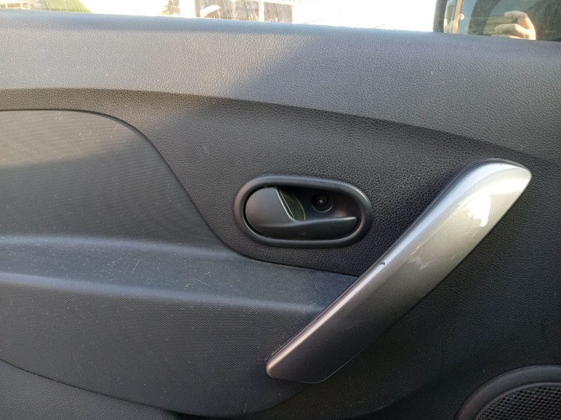 Recambio de maneta interior delantera izquierda para dacia logan ii tce 90 referencia OEM IAM 806717698R  