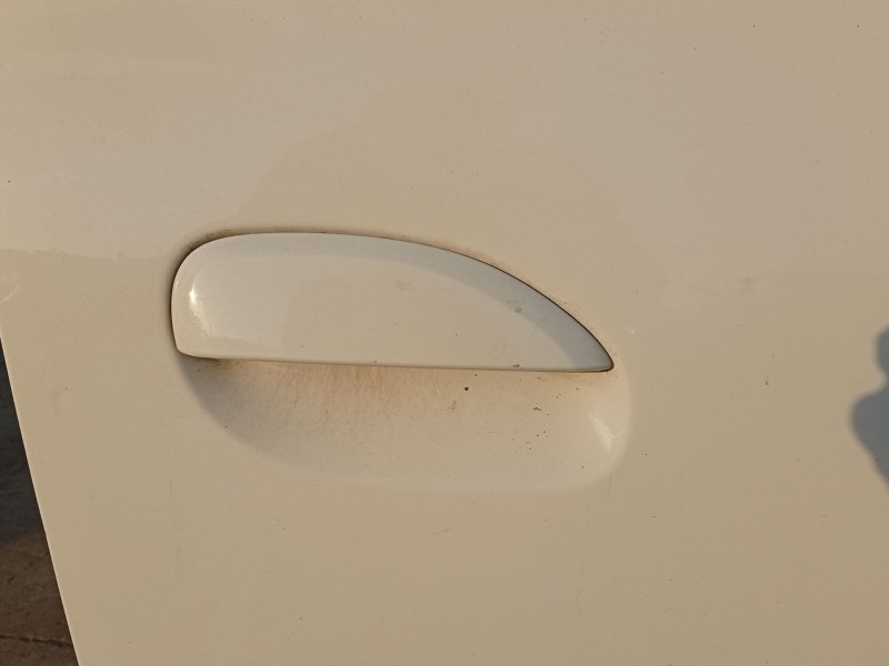 Recambio de maneta exterior delantera derecha para dacia logan ii tce 90 referencia OEM IAM 806067028R  