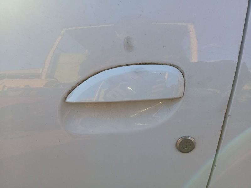 Recambio de maneta exterior delantera izquierda para dacia logan ii tce 90 referencia OEM IAM 806070421R  