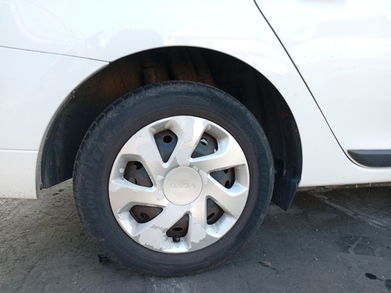 Recambio de paso de rueda trasero derecho para dacia logan ii tce 90 referencia OEM IAM 767485737R  