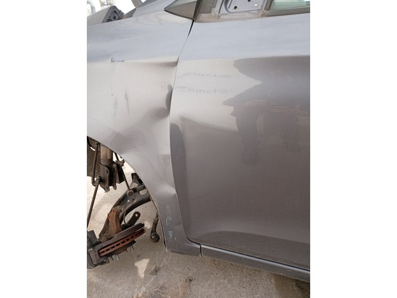 Recambio de puerta delantera izquierda para hyundai i20 referencia OEM IAM 76003C8000  