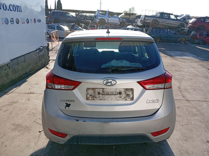 Recambio de porton trasero para hyundai ix20 (jc) 1.4 referencia OEM IAM 737001K000  