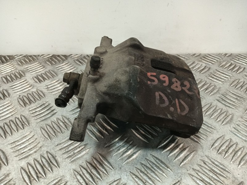 Recambio de pinza freno delantera derecha para nissan qashqai i (j10, nj10) 1.5 dci referencia OEM IAM   