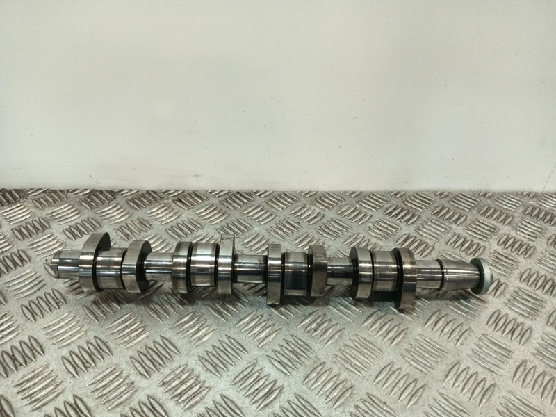 Recambio de arbol de levas para audi a3 sportback (8pa) 2.0 tdi referencia OEM IAM   