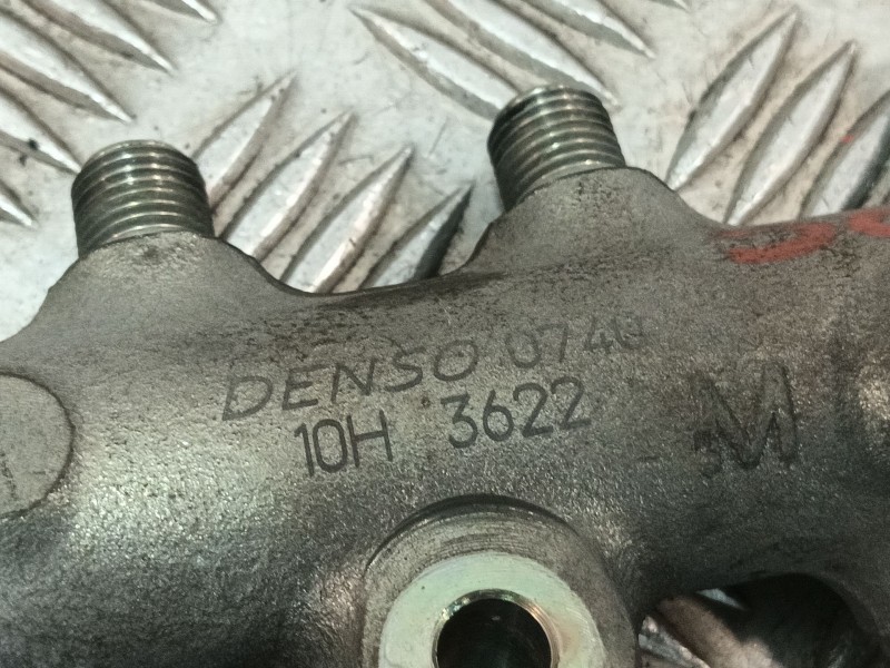 Recambio de rampa inyectora para mazda 5 berl. (cr) referencia OEM IAM   