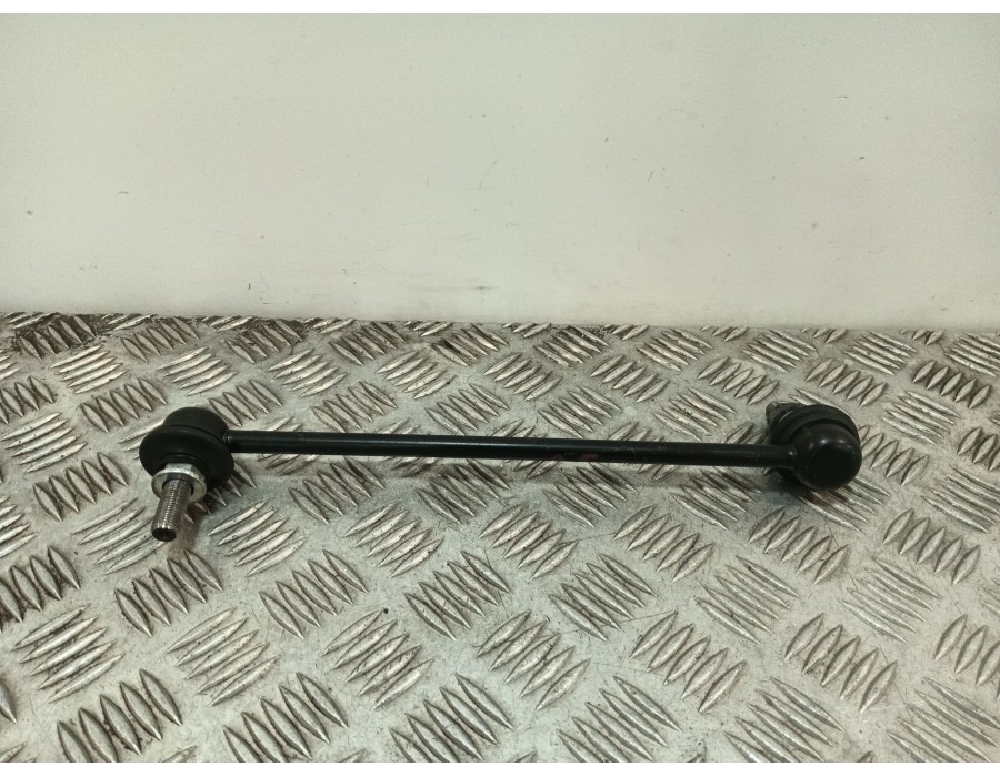 Recambio de bieleta estabilizadora delantera izquierda para nissan qashqai i (j10, nj10) 1.5 dci referencia OEM IAM   