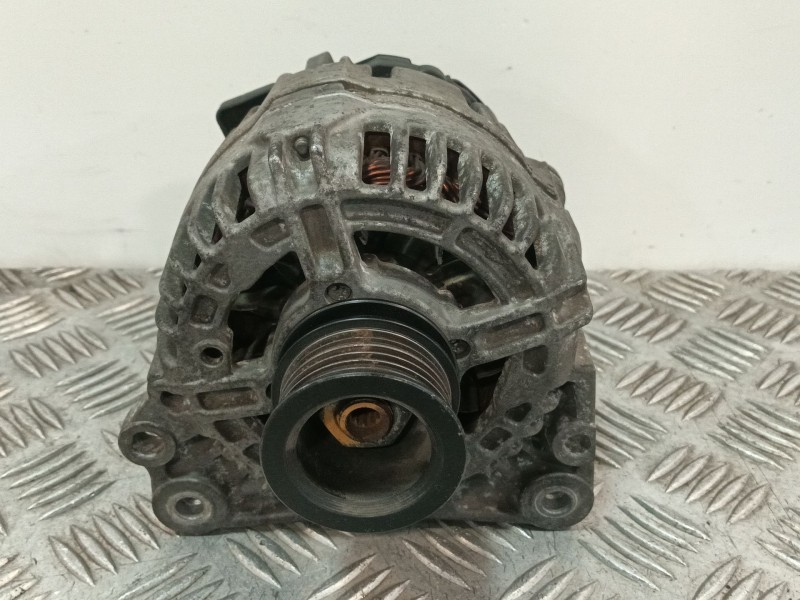 Recambio de alternador para seat ibiza iii (6l1) 1.4 16v referencia OEM IAM 037903025M 0124325013 