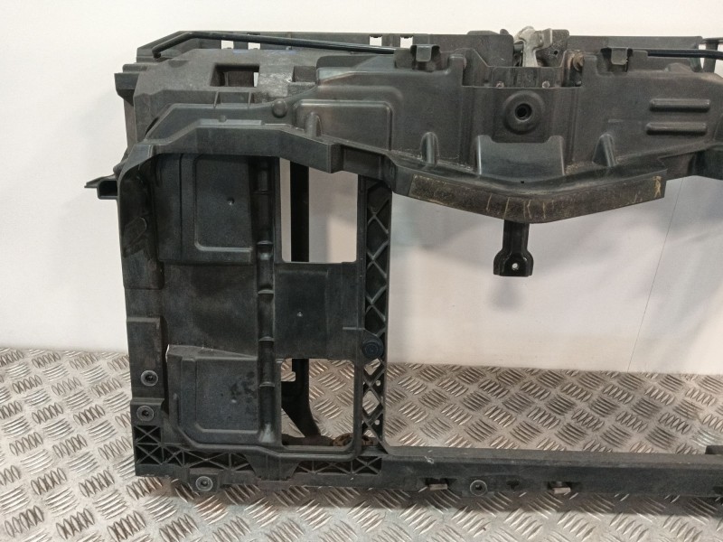 Recambio de panel frontal para mazda 2 (de_, dh_) 1.3 (de3fs) referencia OEM IAM D65153115  
