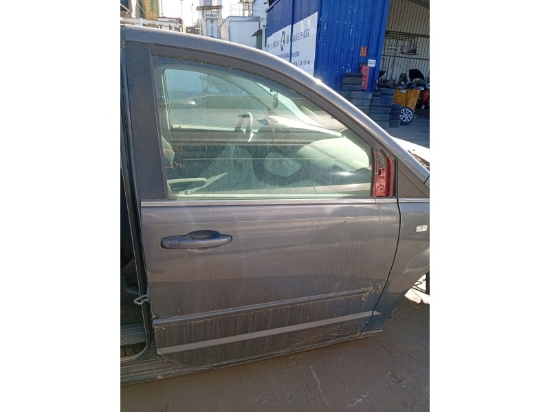 Recambio de puerta delantera derecha para chrysler grand voyager v (rt) 2.8 crd referencia OEM IAM 04894916AK  