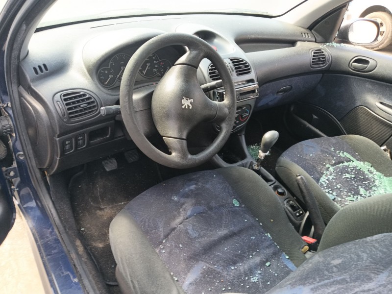 peugeot 206 hatchback (2a/c) del año 1999