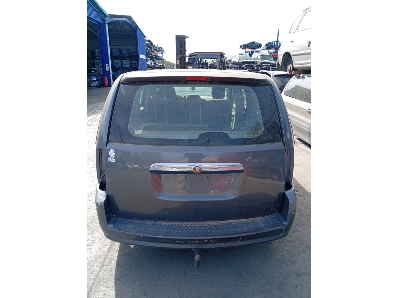 Recambio de porton trasero para chrysler grand voyager v (rt) 2.8 crd referencia OEM IAM 05054266AD  