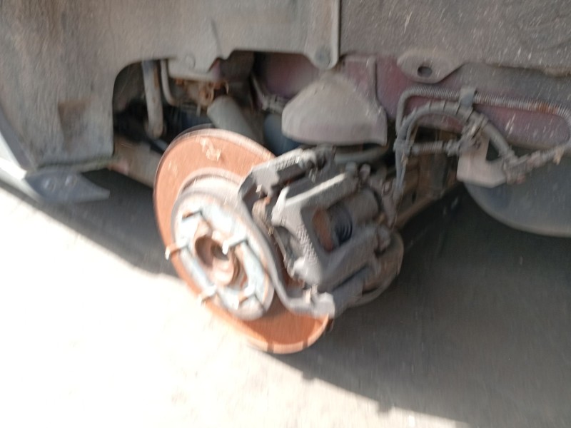 Recambio de pinza freno trasera izquierda para chrysler grand voyager v (rt) 2.8 crd referencia OEM IAM 68029849AE  