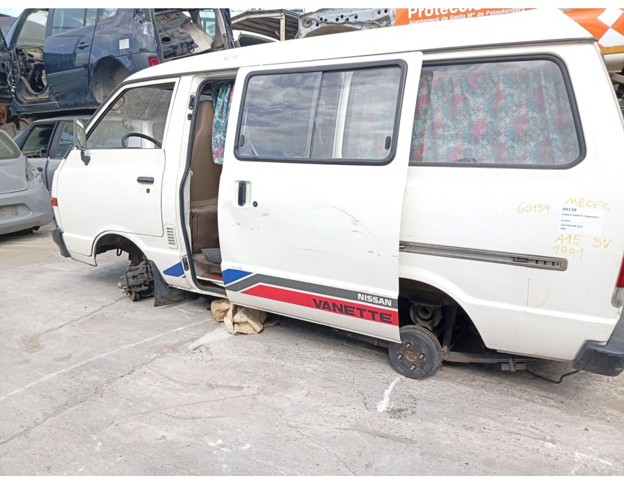 Recambio de puerta lateral corredera izquierda para nissan vanette furgoneta (_c22) 1.5 referencia OEM IAM   