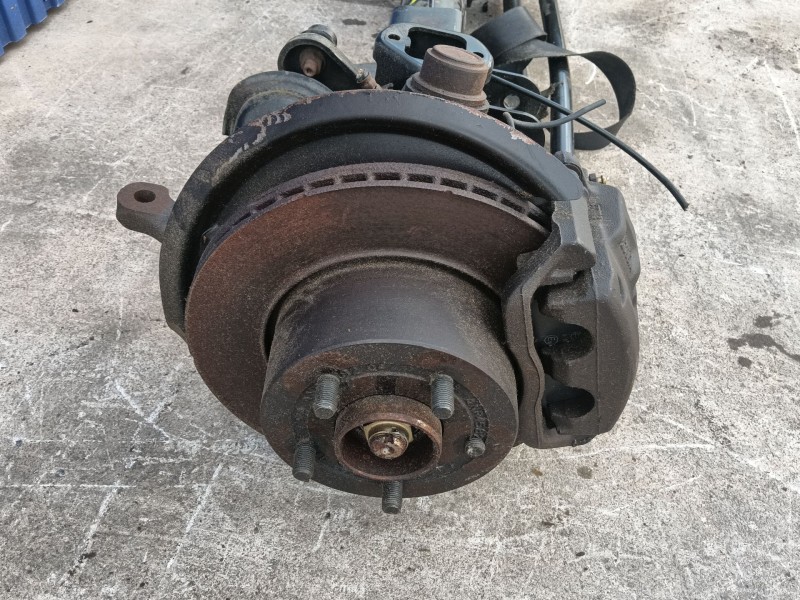 Recambio de puente delantero para land rover discovery ii (l318) 2.5 td5 4x4 referencia OEM IAM HRC1124  