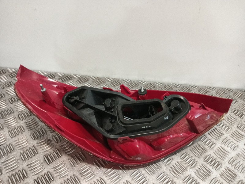Recambio de piloto trasero derecho para peugeot 207 cc (wd_) 1.6 16v referencia OEM IAM 6351CE VP6PFX13404A 