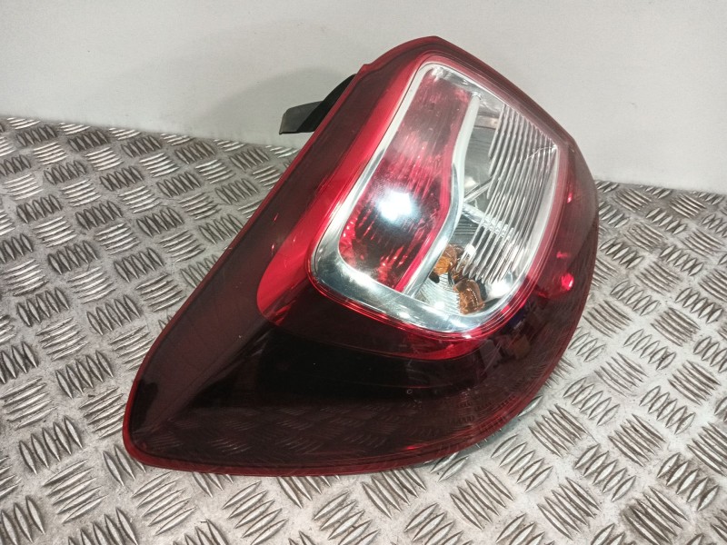 Recambio de piloto trasero izquierdo para dacia sandero ii (b8_) tce 90 (b8m1, b8ma) referencia OEM IAM 265550577R  