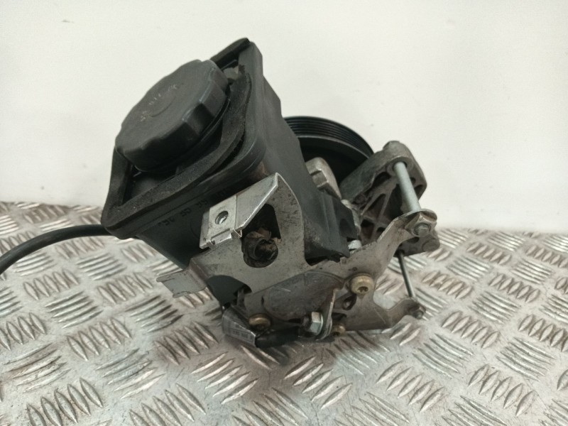 Recambio de bomba direccion para bmw 3 compact (e46) 320 td referencia OEM IAM 7692974519 6756575 