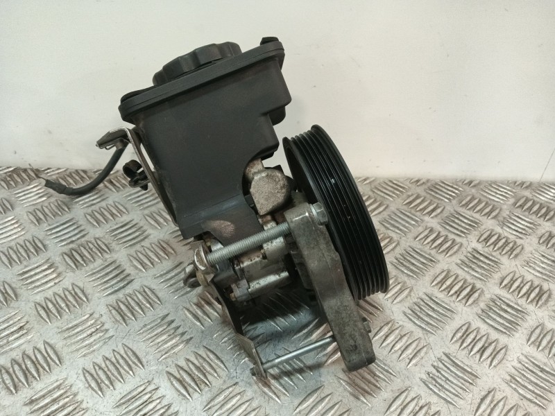 Recambio de bomba direccion para bmw 3 compact (e46) 320 td referencia OEM IAM 7692974519 6756575 