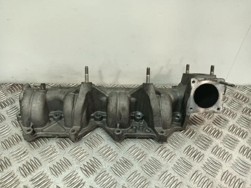 Recambio de colector admision para mazda 5 berl. (cr) referencia OEM IAM   