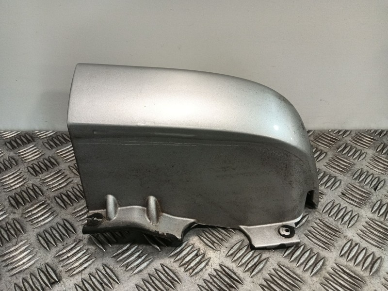 Recambio de moldura para opel vivaro a furgoneta (x83) 1.9 dti (f7) referencia OEM IAM 8200011485 8200048865 91165734