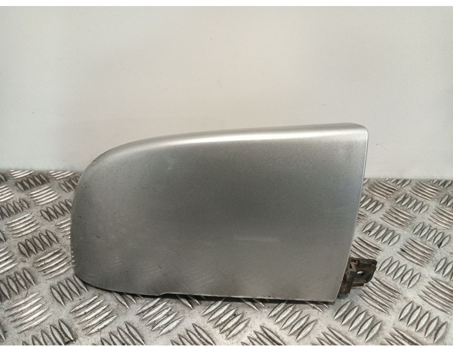 Recambio de moldura para opel vivaro a furgoneta (x83) 1.9 dti (f7) referencia OEM IAM 8200011485 8200048865 91165734