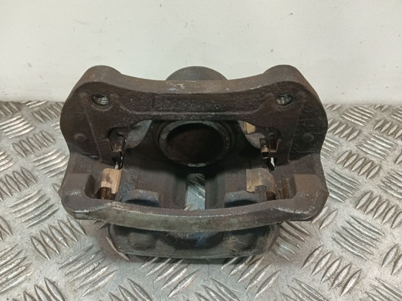 Recambio de pinza freno delantera izquierda para opel insignia berlina 2.0 cdti cat referencia OEM IAM BC412  