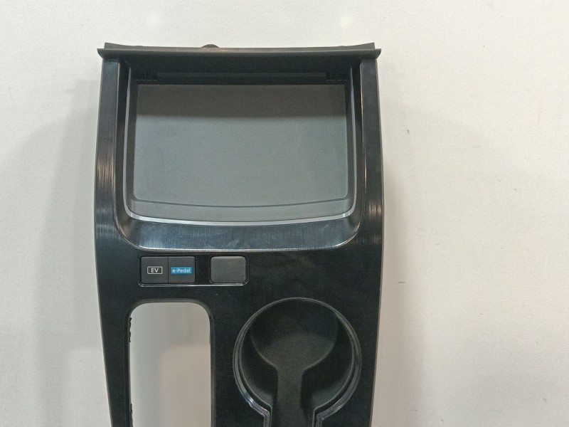 Recambio de consola central para nissan x-trail iv (t33) 1.5 mild hybrid referencia OEM IAM 969416RP0A 969TK6RD0A 
