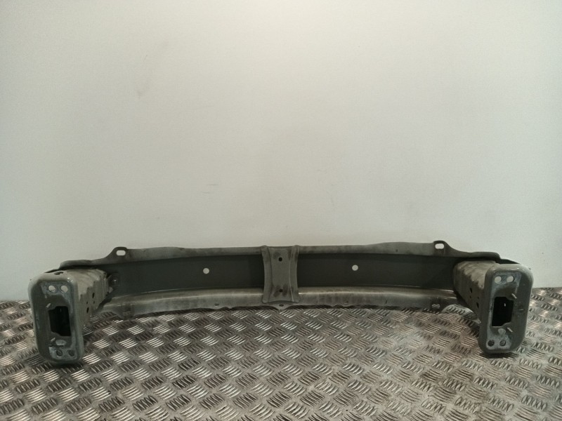 Recambio de refuerzo paragolpes delantero para toyota yaris (_p13_) 1.0 (ksp130) referencia OEM IAM   
