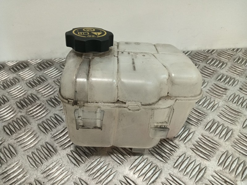 Recambio de deposito expansion para opel astra j (p10) 1.6 cdti (68) referencia OEM IAM 13393368 13370133 