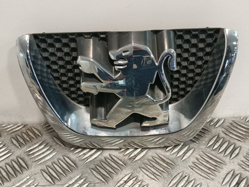 Recambio de anagrama para peugeot partner origin monospace (g_) 1.6 hdi 75 referencia OEM IAM 96864156  
