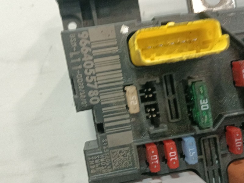 Recambio de caja reles / fusibles para peugeot 207 cc (wd_) 1.6 16v referencia OEM IAM 9664055780  