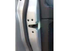 Recambio de cerradura puerta delantera izquierda para land rover discovery iii (l319) 2.7 td 4x4 referencia OEM IAM LR091527  