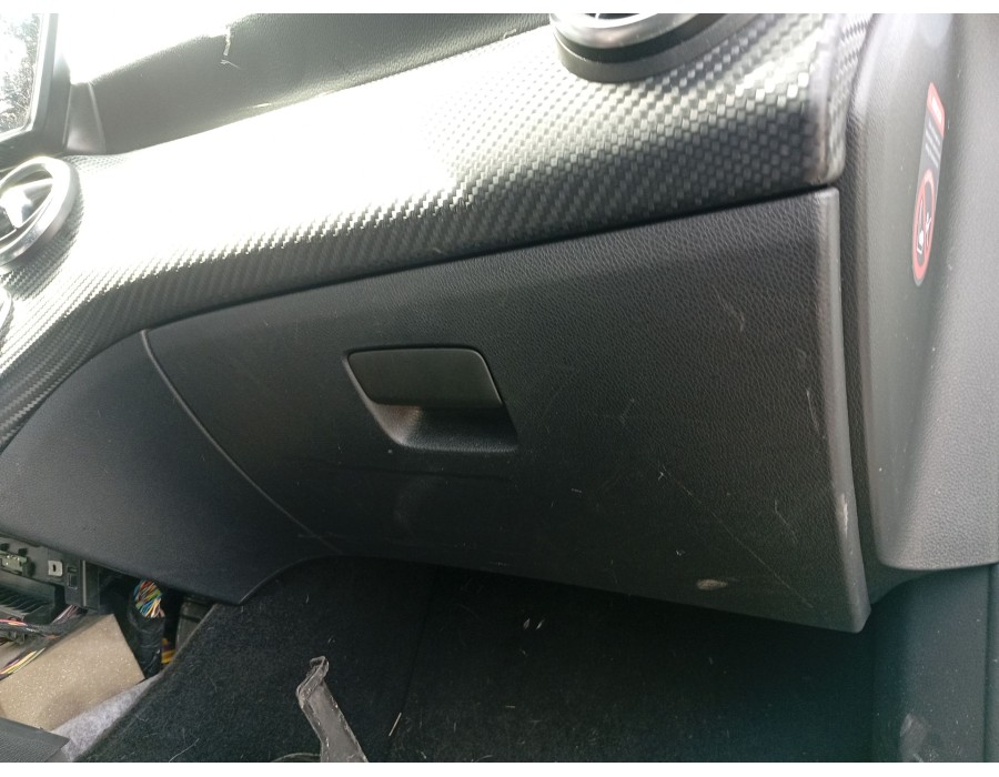 Recambio de guantera para mercedes-benz clase a (w176) a 200 cdi / d (176.008) referencia OEM IAM 17668086009H68  