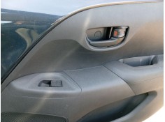 Recambio de mando elevalunas delantero derecho para peugeot 108 1.0 vti referencia OEM IAM B000954680  