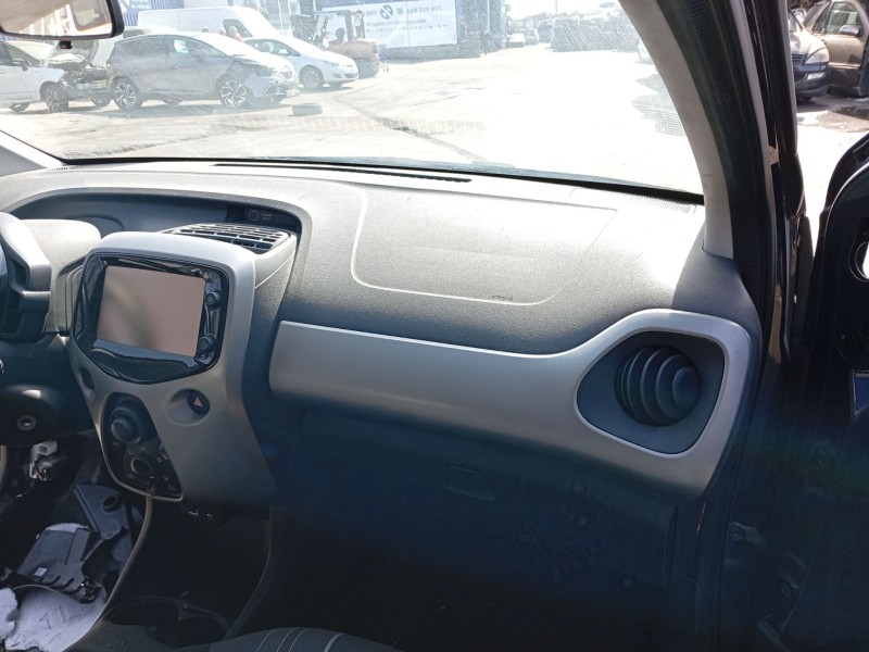 Recambio de airbag delantero derecho para peugeot 108 1.0 vti referencia OEM IAM B000870780  