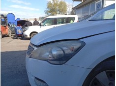 Recambio de faro izquierdo para kia cee´d hatchback (ed) 1.4 referencia OEM IAM 921011H000   2