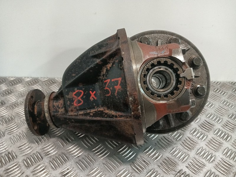 Recambio de diferencial trasero para nissan terrano ii (r20) 2.7 td 4wd referencia OEM IAM 38311G9840  