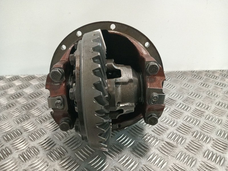 Recambio de diferencial trasero para nissan terrano ii (r20) 2.7 td 4wd referencia OEM IAM 38311G9840  