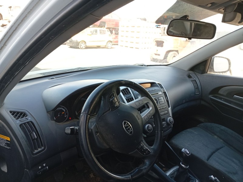 Recambio de salpicadero para kia cee´d hatchback (ed) 1.4 referencia OEM IAM 847101H001EQ  