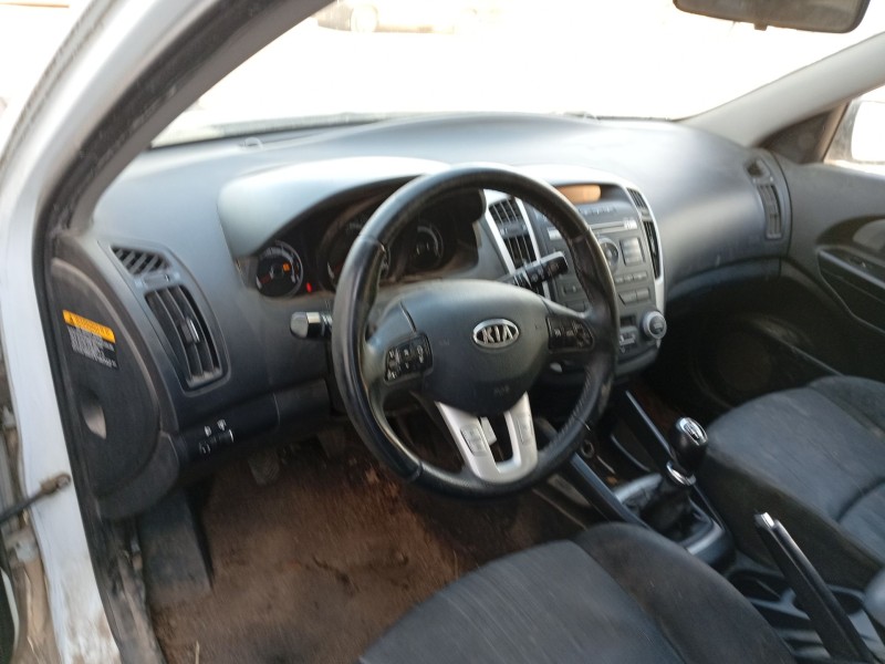 Recambio de airbag delantero izquierdo para kia cee´d hatchback (ed) 1.4 referencia OEM IAM 569001H000EQ  