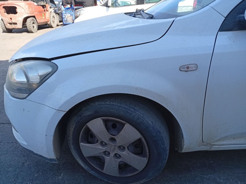 Recambio de aleta delantera izquierda para kia cee´d hatchback (ed) 1.4 referencia OEM IAM 663111H010  